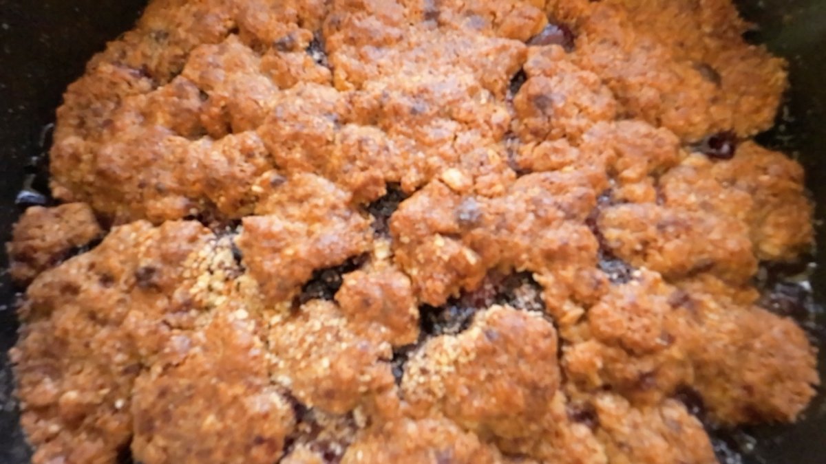 Blackberry Crumble Cake