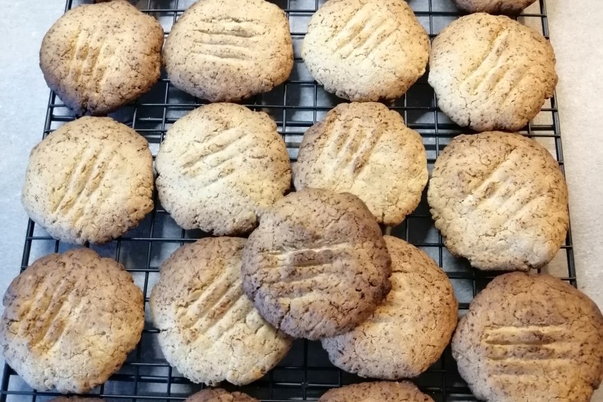 Let the biscuits cool down