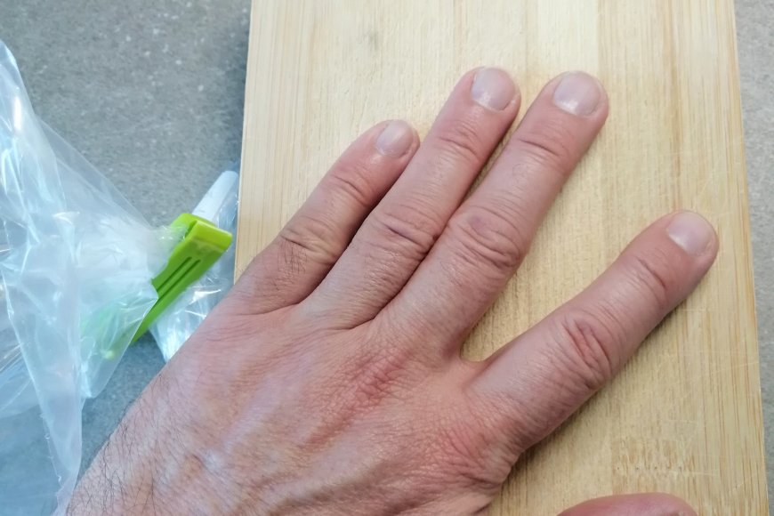 Use 2x Cutting boards