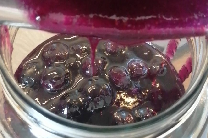 Fill the jar